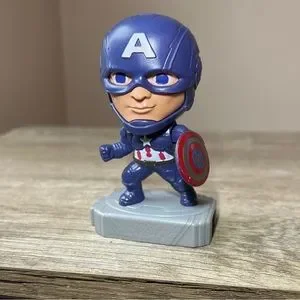 Marvel Toys Marvel Avengers Captain America Action Figure Cake